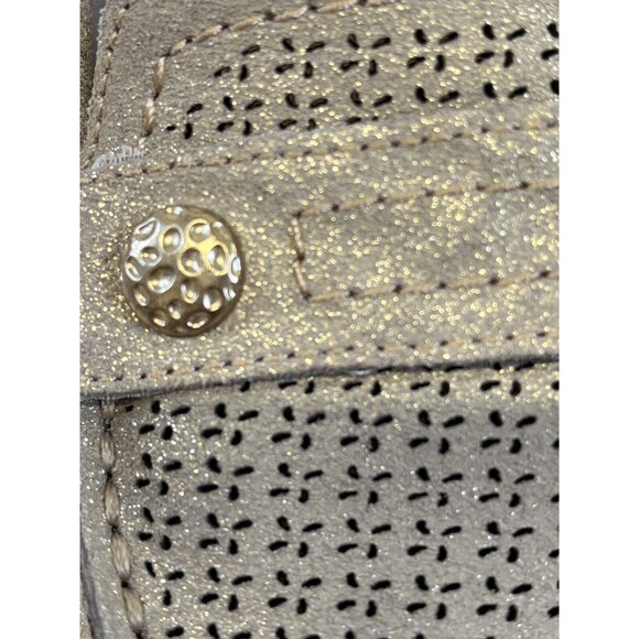 Baretraps Loafers Womens Comfort Perforated Leather Gold Oakes ‎ Size 8.5 - Picture 5 of 7